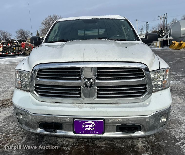 image for item DW4397 2016 RAM 1500 Crew Cab pickup truck