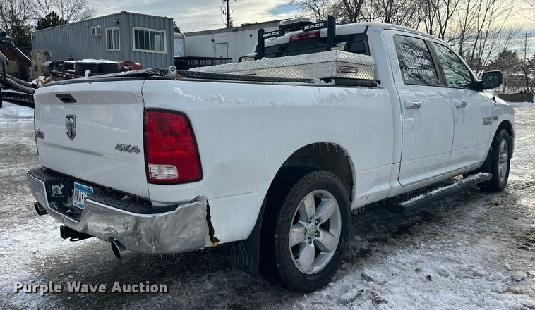 image for item DW4397 2016 RAM 1500 Crew Cab pickup truck