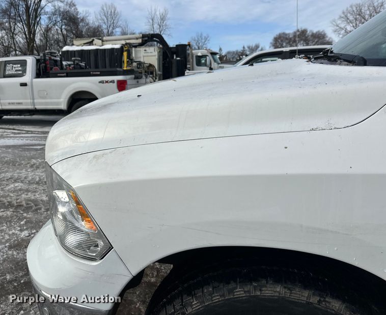 image for item DW4397 2016 RAM 1500 Crew Cab pickup truck