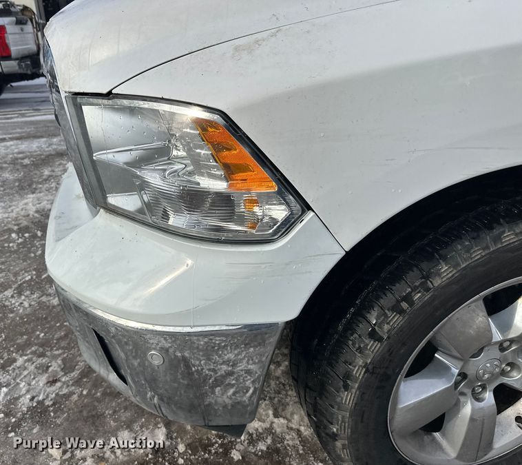 image for item DW4397 2016 RAM 1500 Crew Cab pickup truck