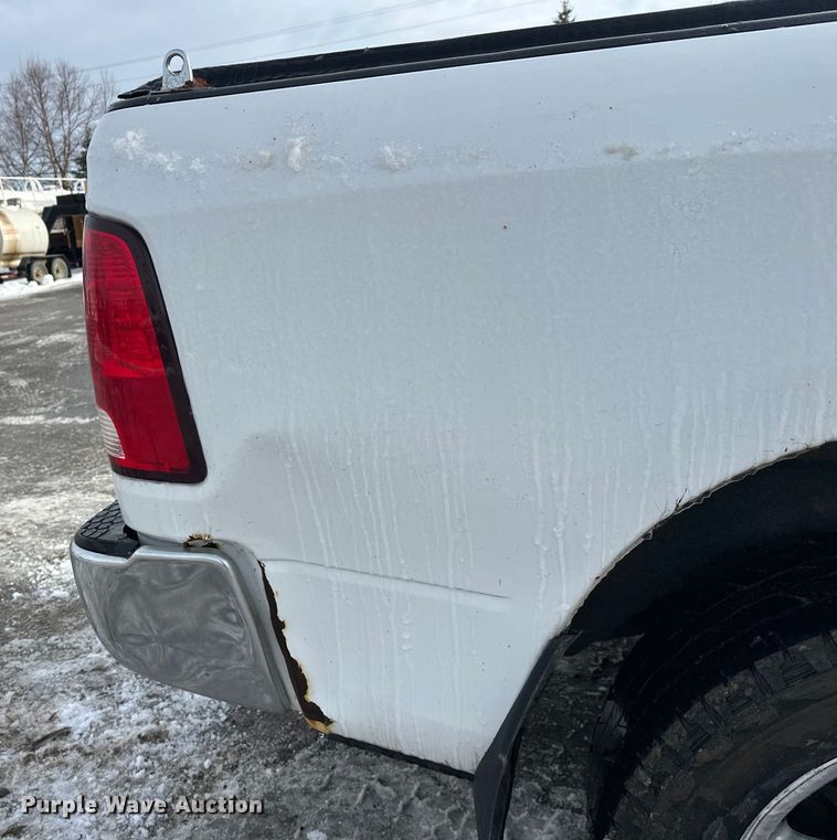 image for item DW4397 2016 RAM 1500 Crew Cab pickup truck