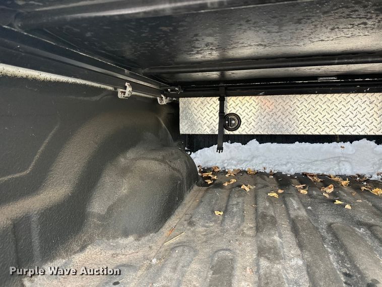 image for item DW4397 2016 RAM 1500 Crew Cab pickup truck