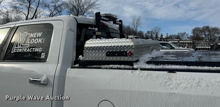 image for item DW4397 2016 RAM 1500 Crew Cab pickup truck