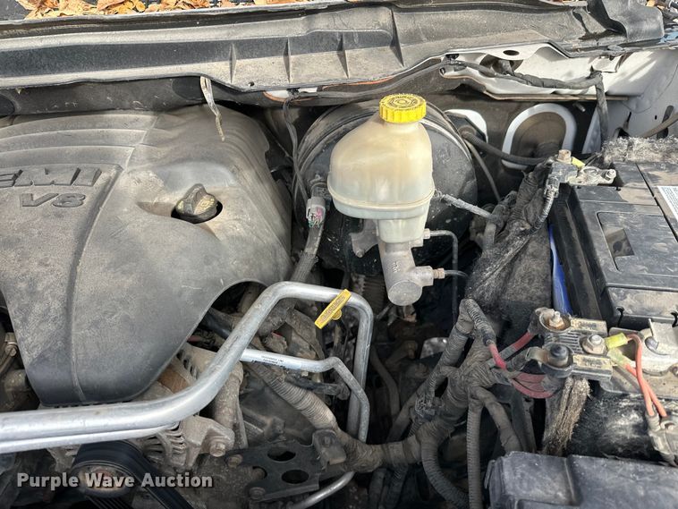 image for item DW4397 2016 RAM 1500 Crew Cab pickup truck