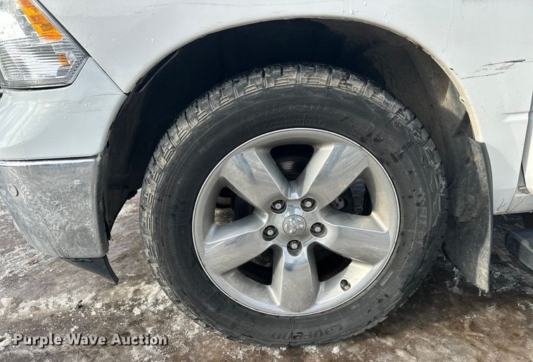 image for item DW4397 2016 RAM 1500 Crew Cab pickup truck