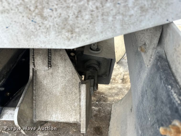 image for item DW4398 2013 Travis Body & Trailer, Inc. S/102 bottom dump trailer