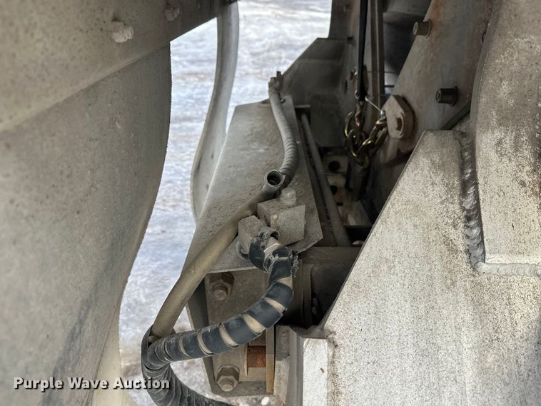 image for item DW4398 2013 Travis Body & Trailer, Inc. S/102 bottom dump trailer