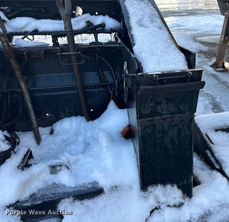 image for item DW4399 2005 Trail King Industries TK110HDG-533 lowboy equipment trailer