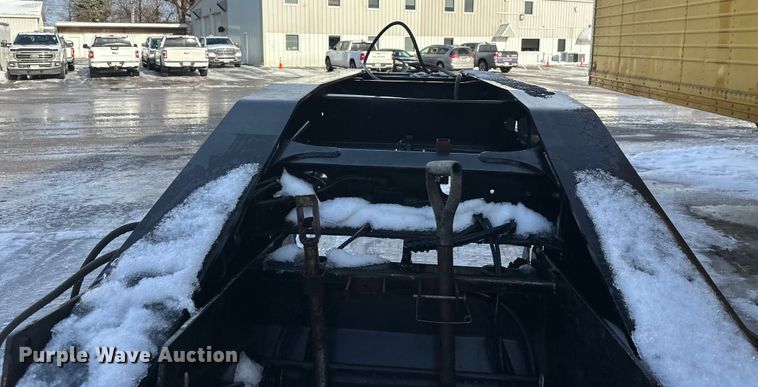 image for item DW4399 2005 Trail King Industries TK110HDG-533 lowboy equipment trailer