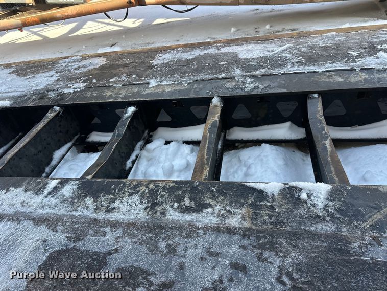 image for item DW4399 2005 Trail King Industries TK110HDG-533 lowboy equipment trailer