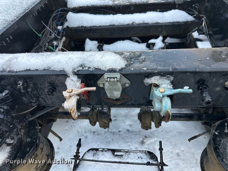 image for item DW4399 2005 Trail King Industries TK110HDG-533 lowboy equipment trailer