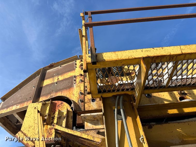 image for item DW4401 Allis chalmers screening plant