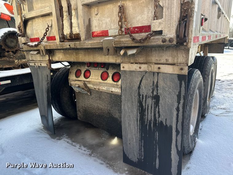 image for item DW4402 1994 East Manufacturing Corp. end dump trailer