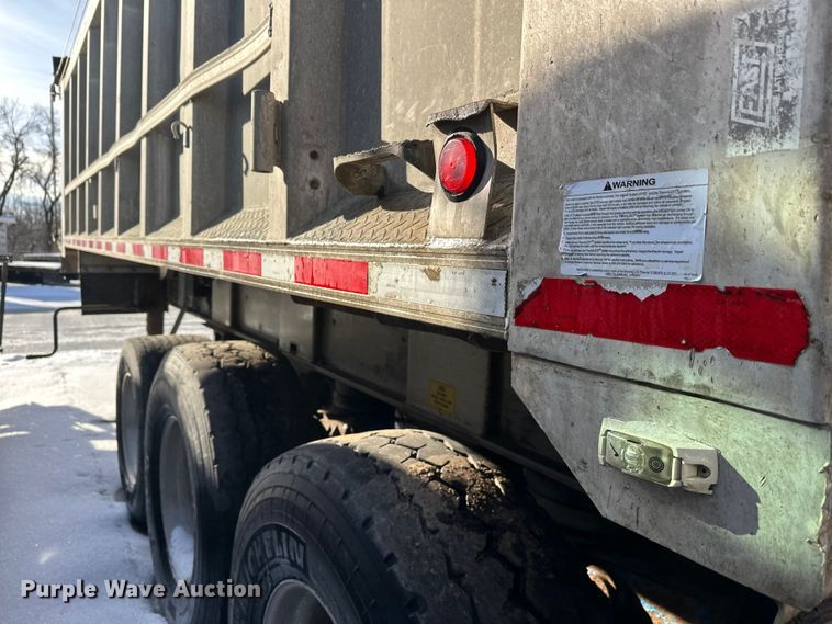 image for item DW4402 1994 East Manufacturing Corp. end dump trailer