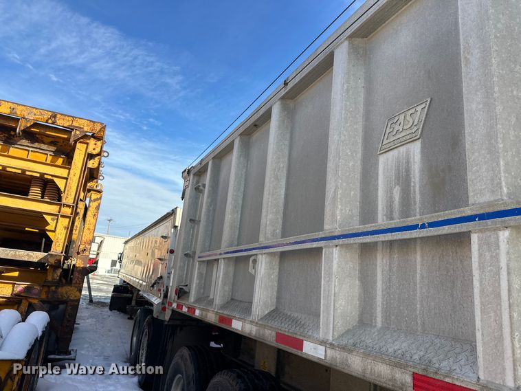 image for item DW4402 1994 East Manufacturing Corp. end dump trailer