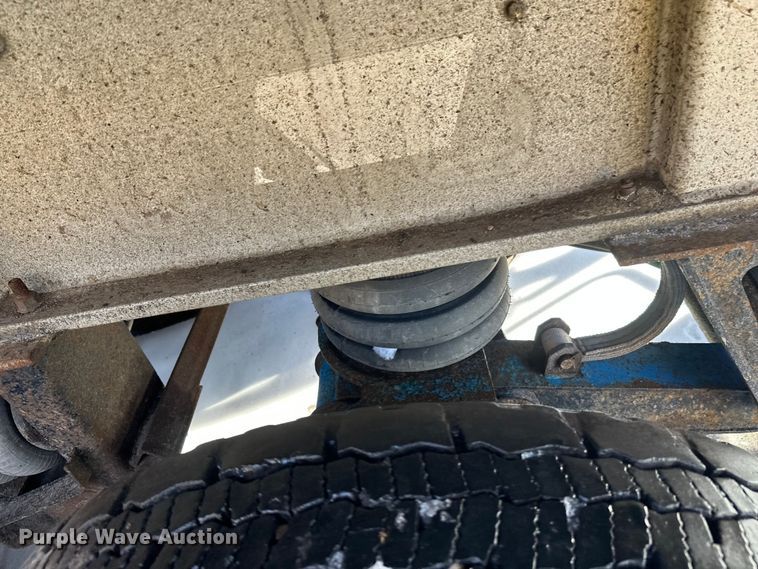 image for item DW4402 1994 East Manufacturing Corp. end dump trailer