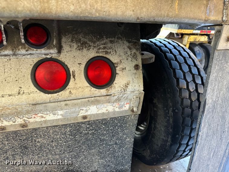 image for item DW4402 1994 East Manufacturing Corp. end dump trailer