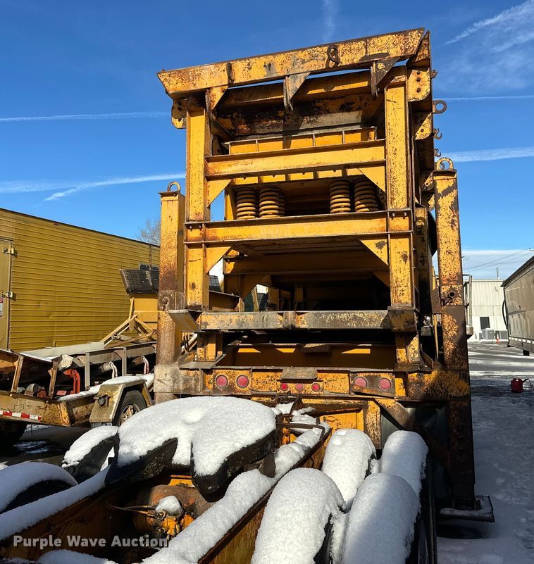 image for item DW4403 Grason KR1315D impact crusher