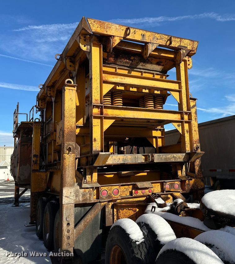 image for item DW4403 Grason KR1315D impact crusher