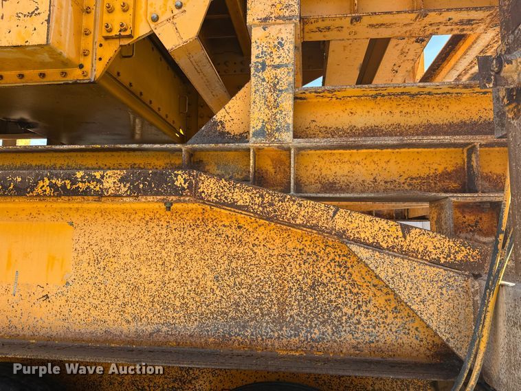 image for item DW4403 Grason KR1315D impact crusher