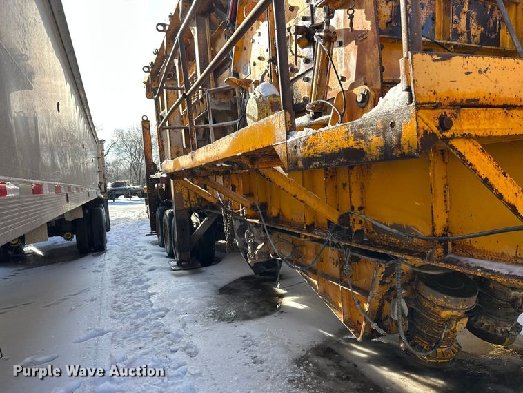 image for item DW4403 Grason KR1315D impact crusher