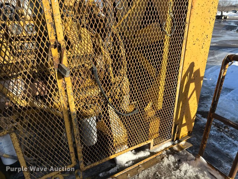 image for item DW4403 Grason KR1315D impact crusher