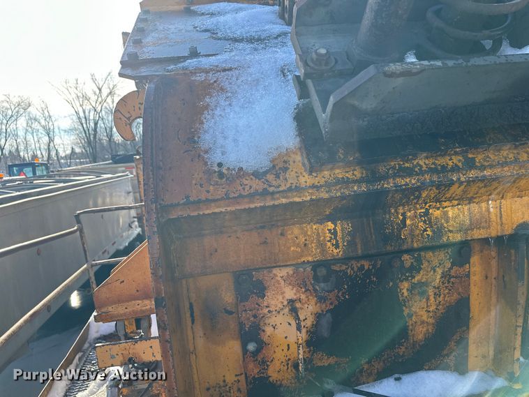 image for item DW4403 Grason KR1315D impact crusher