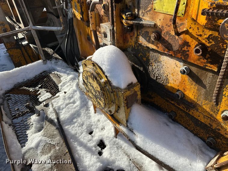 image for item DW4403 Grason KR1315D impact crusher