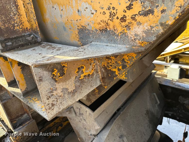 image for item DW4403 Grason KR1315D impact crusher