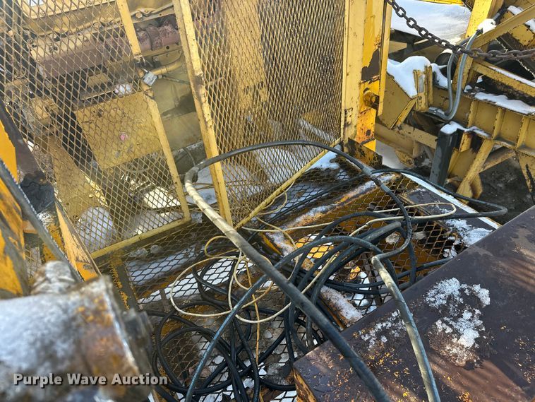 image for item DW4403 Grason KR1315D impact crusher