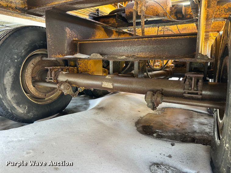 image for item DW4403 Grason KR1315D impact crusher