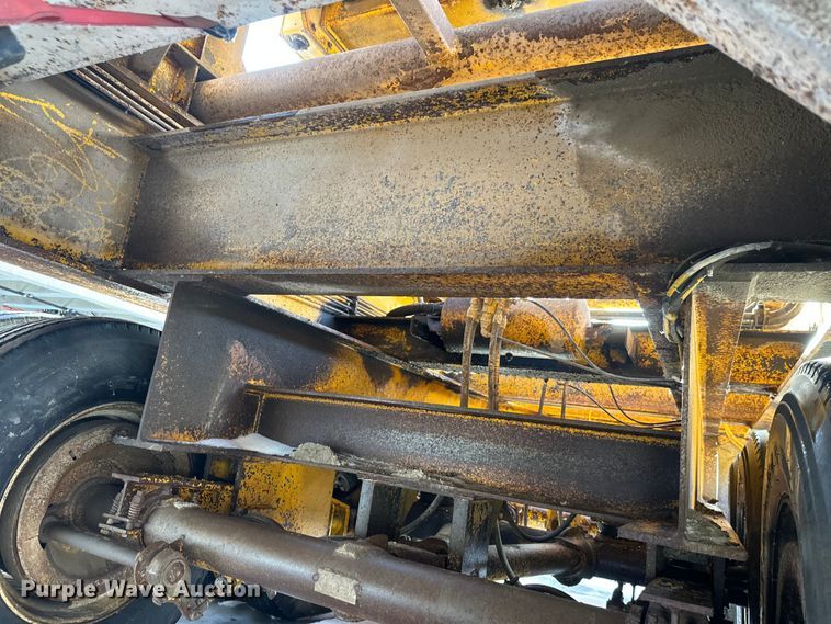 image for item DW4403 Grason KR1315D impact crusher