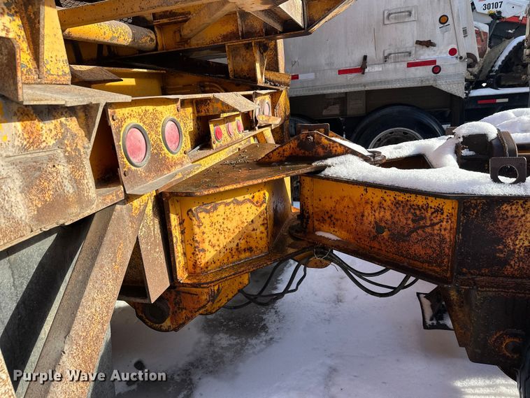 image for item DW4403 Grason KR1315D impact crusher