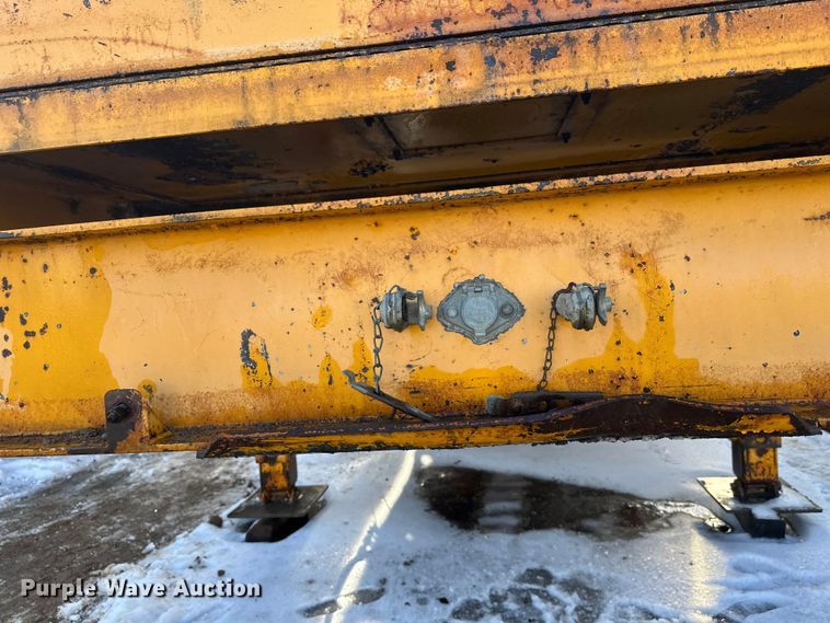 image for item DW4403 Grason KR1315D impact crusher