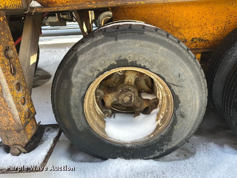 image for item DW4403 Grason KR1315D impact crusher