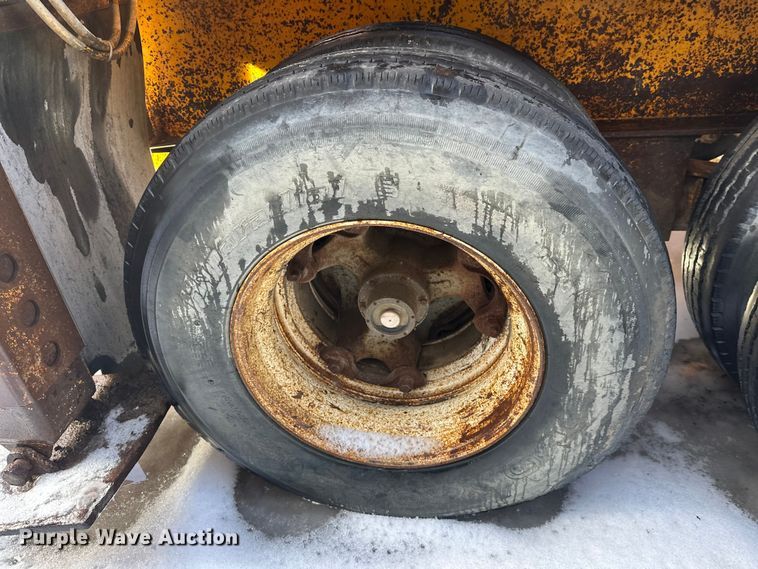 image for item DW4403 Grason KR1315D impact crusher