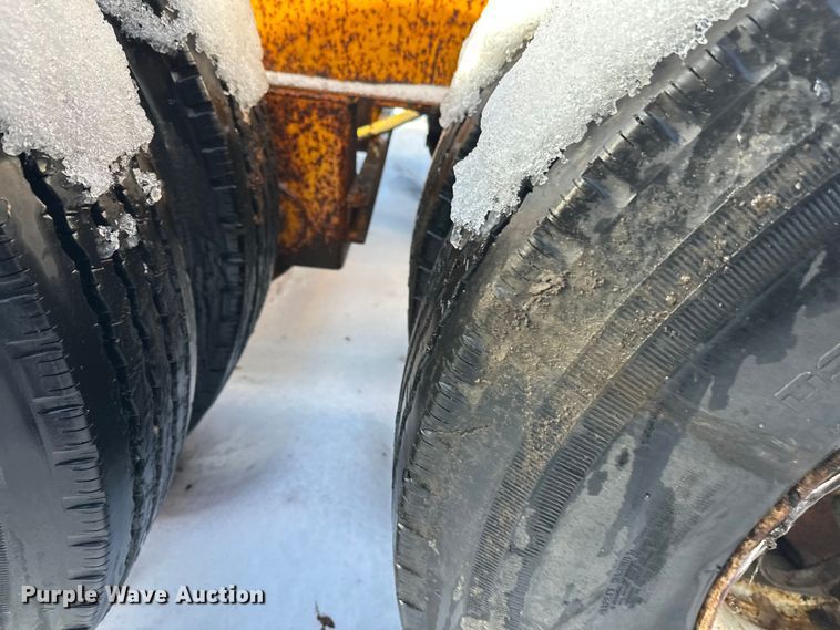 image for item DW4403 Grason KR1315D impact crusher