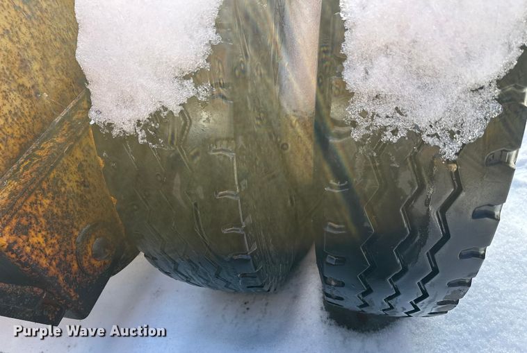 image for item DW4403 Grason KR1315D impact crusher