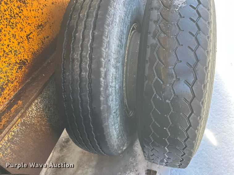 image for item DW4403 Grason KR1315D impact crusher