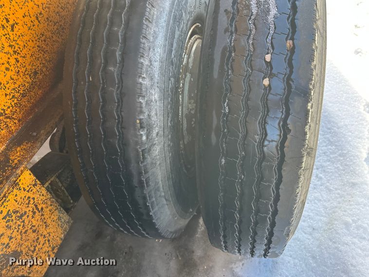 image for item DW4403 Grason KR1315D impact crusher