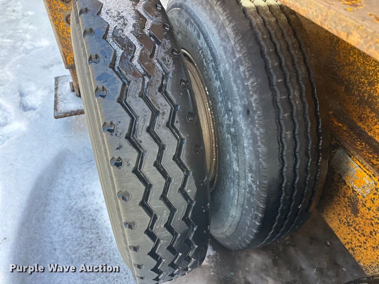 image for item DW4403 Grason KR1315D impact crusher