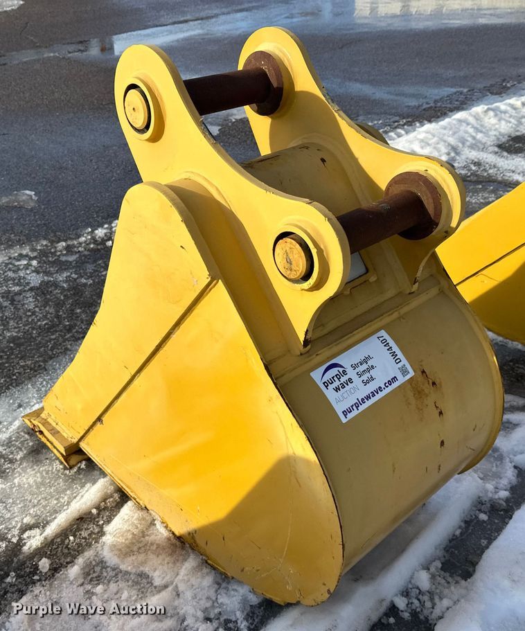 image for item DW4407 Caterpillar excavator bucket