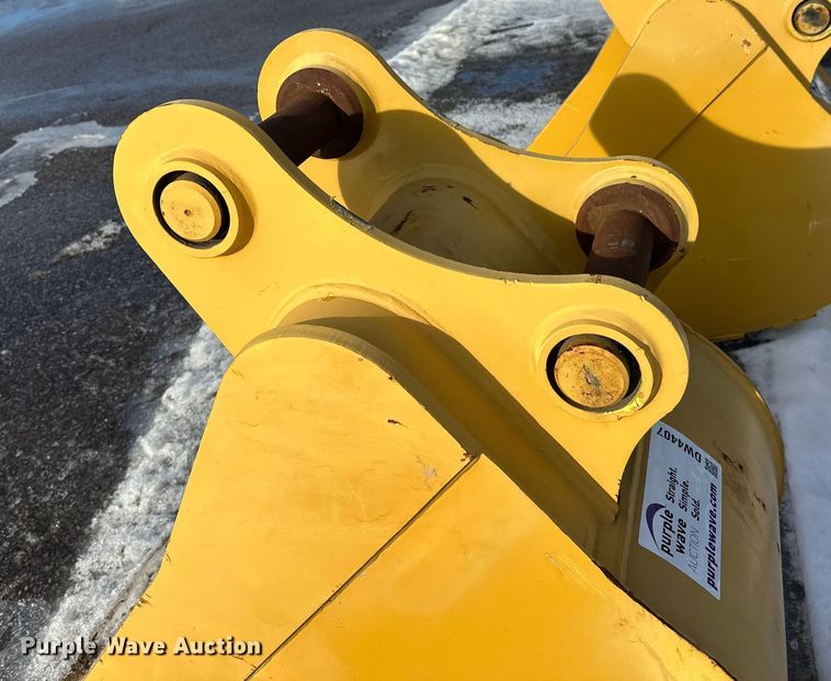 image for item DW4407 Caterpillar excavator bucket