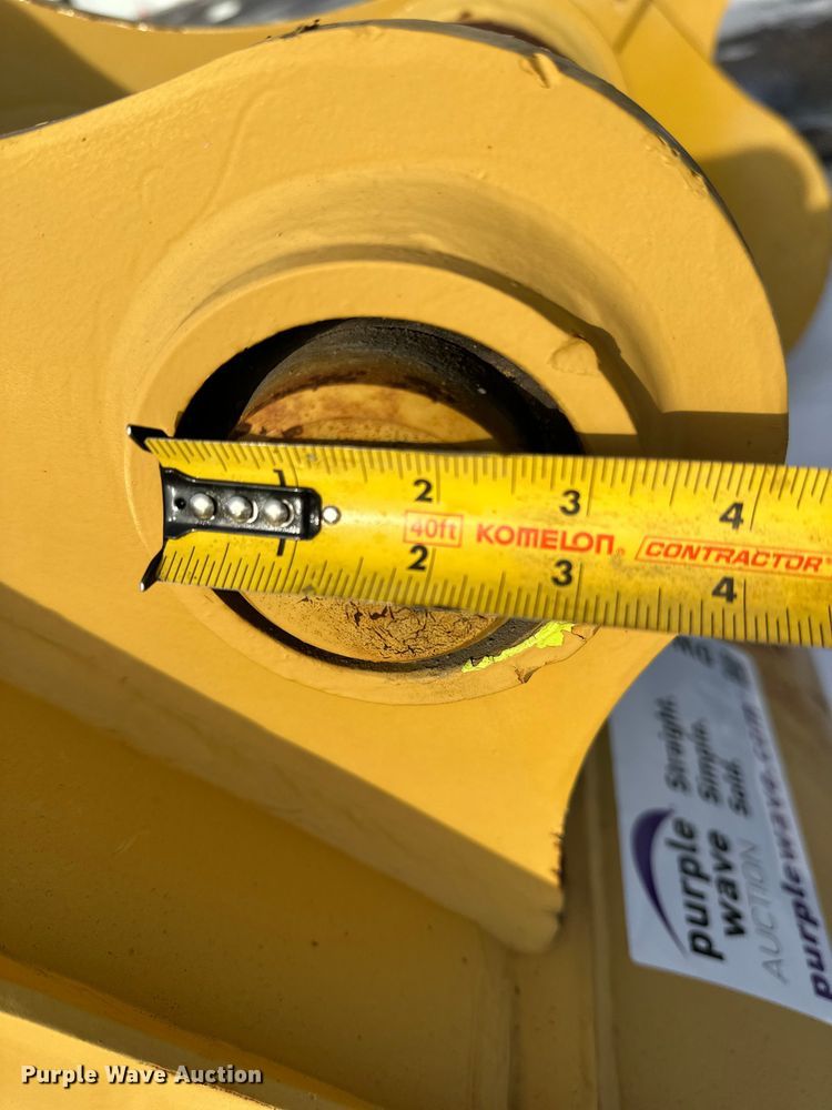 image for item DW4407 Caterpillar excavator bucket