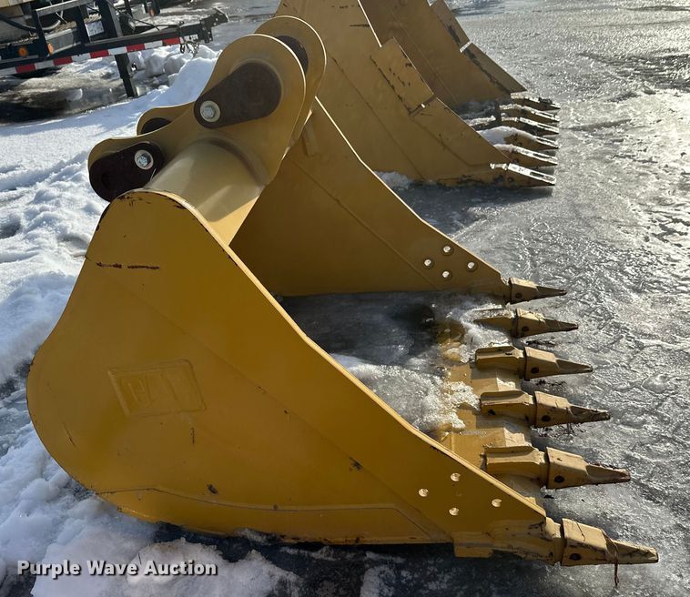 image for item DW4408 Caterpillar excavator bucket