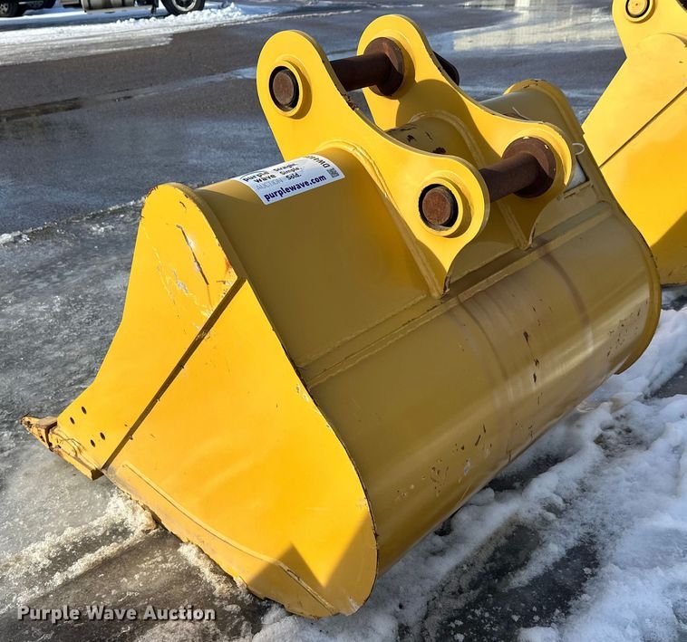 image for item DW4408 Caterpillar excavator bucket