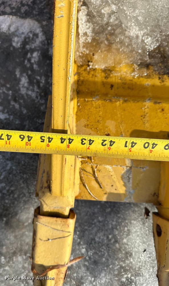 image for item DW4408 Caterpillar excavator bucket