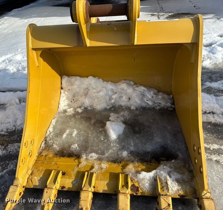 image for item DW4408 Caterpillar excavator bucket