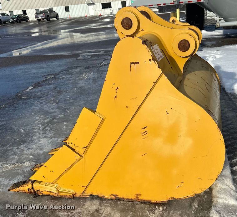 image for item DW4409 Caterpillar excavator bucket