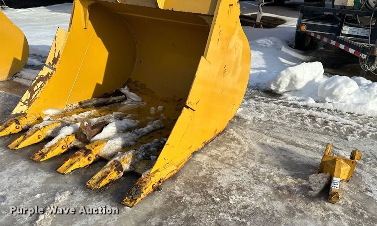 image for item DW4409 Caterpillar excavator bucket